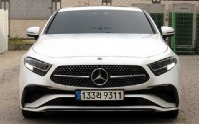 수원중고차매매 CLS클래스 C257 CLS 300d 4MATIC 매물 사진 2 - 2022/03 155,238km