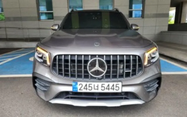 수원중고차매매 GLB클래스 X247 AMG GLB 35 4MATIC 매물 사진 8 - 2022/03 50,041km